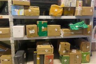 韵达智能快递柜进社区 消费者取件省时又省心